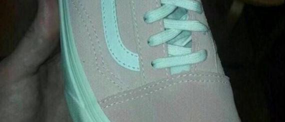 tenis rosa e verde.jpg